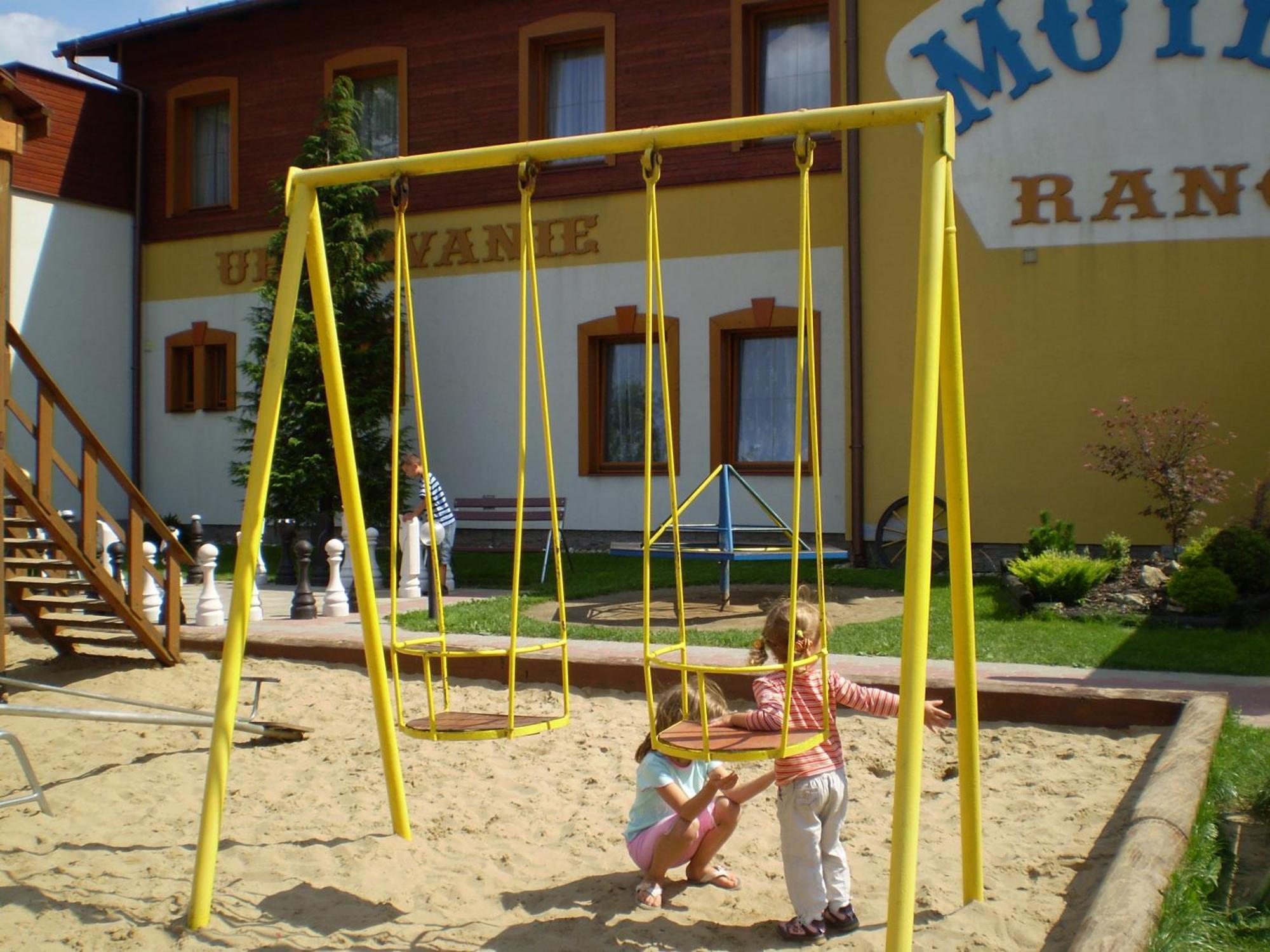 Motel Ranc Ruzomberok Exterior photo