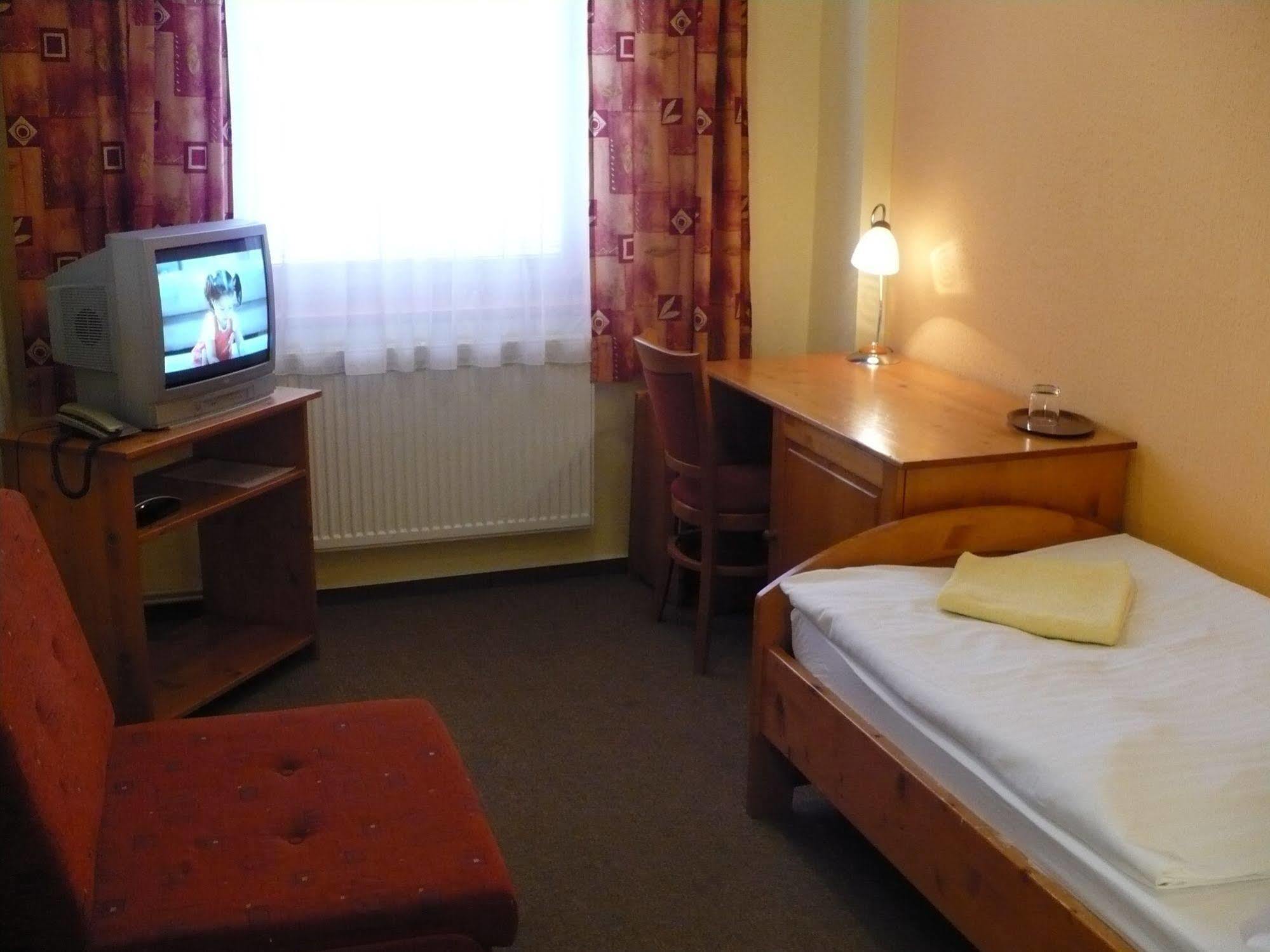 Motel Ranc Ruzomberok Exterior photo